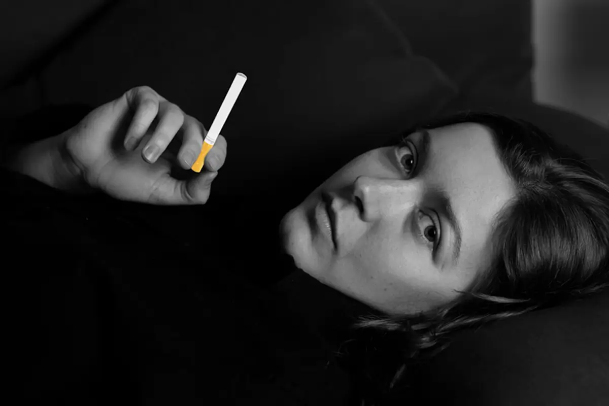 actress with cigarette